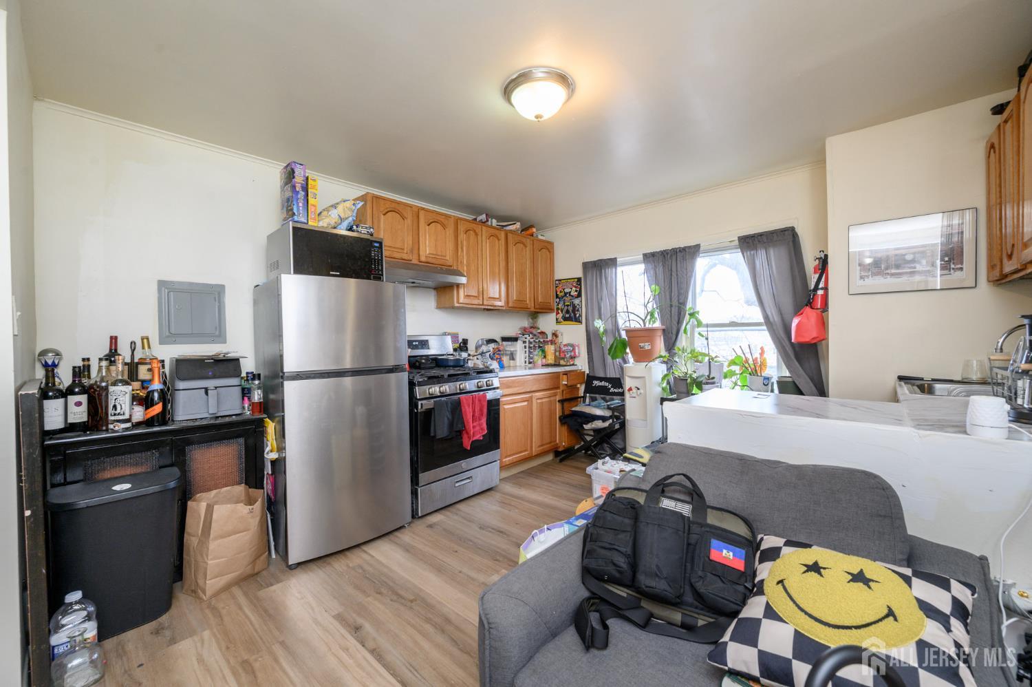 1053 Hunterdon Street, Newark, NJ, 07112 image 33