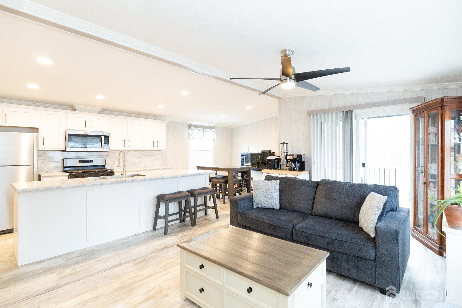 4 Oakdale Village Drive Image 4