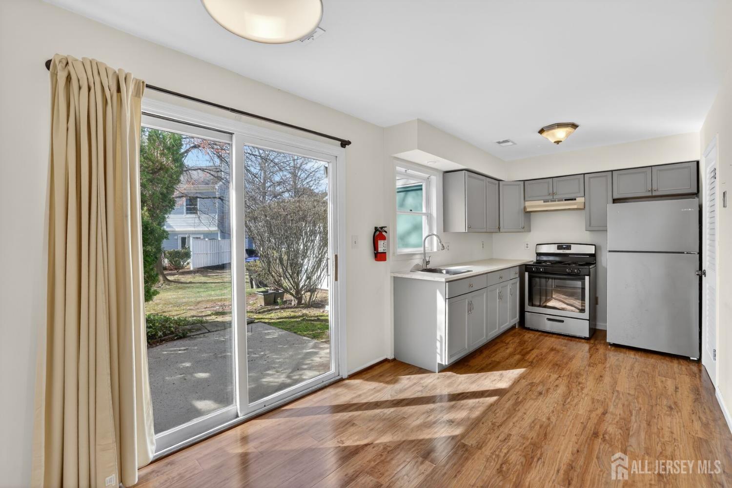 35 Dallenbach Lane, East Brunswick, NJ, 08816 image 7