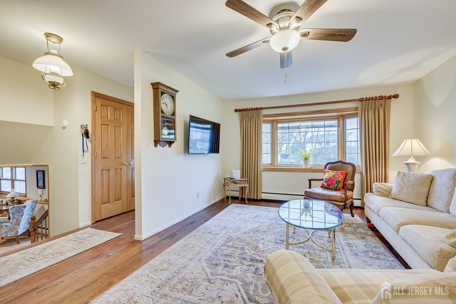 8 Adelphi Court Image 5