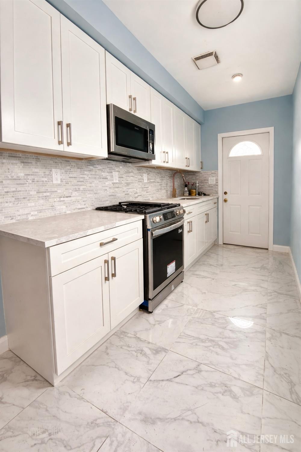 6 S 9th Avenue, Highland Park, NJ, 08904 image 8