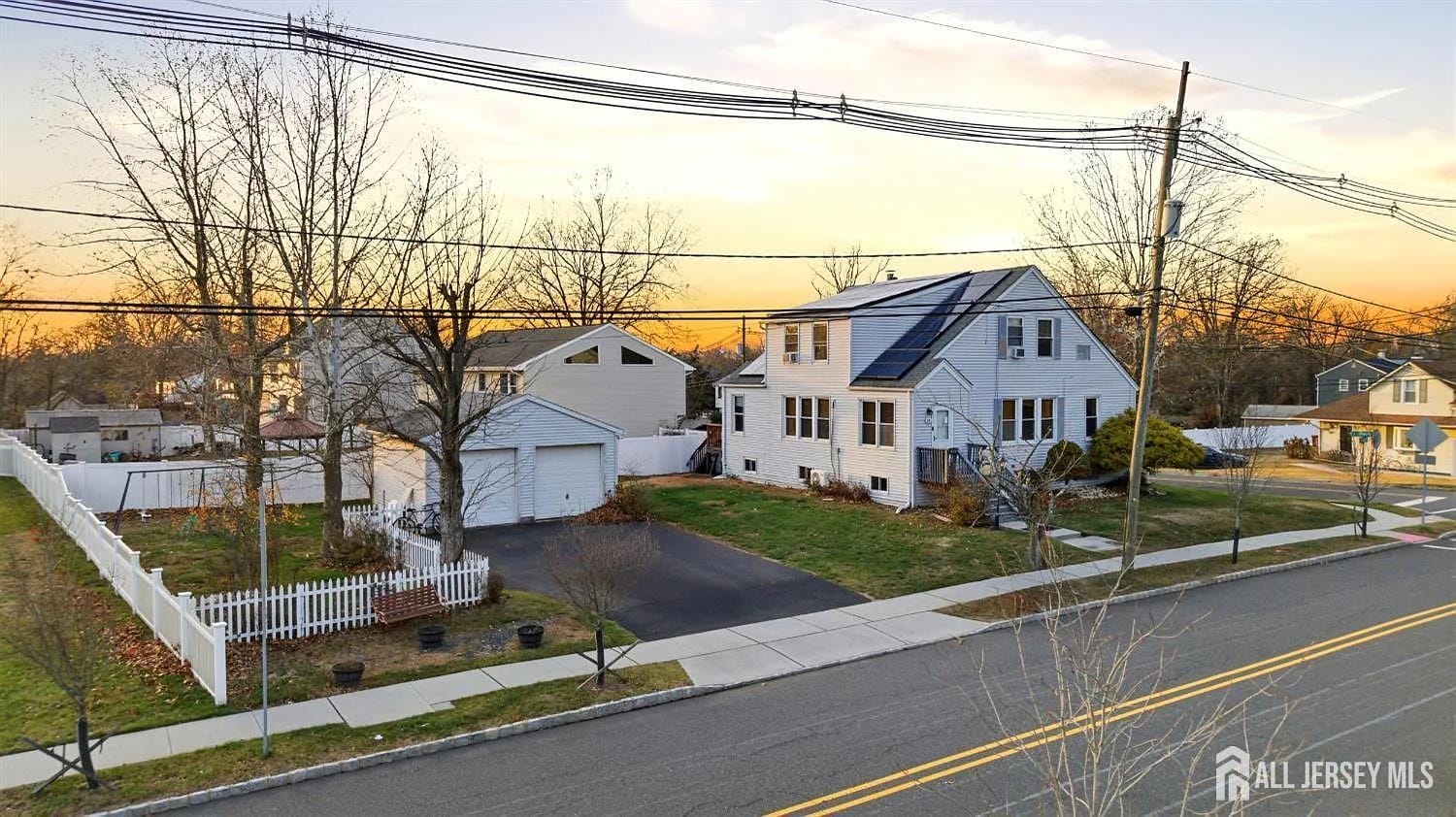 58 Brotherhood Street Image 4