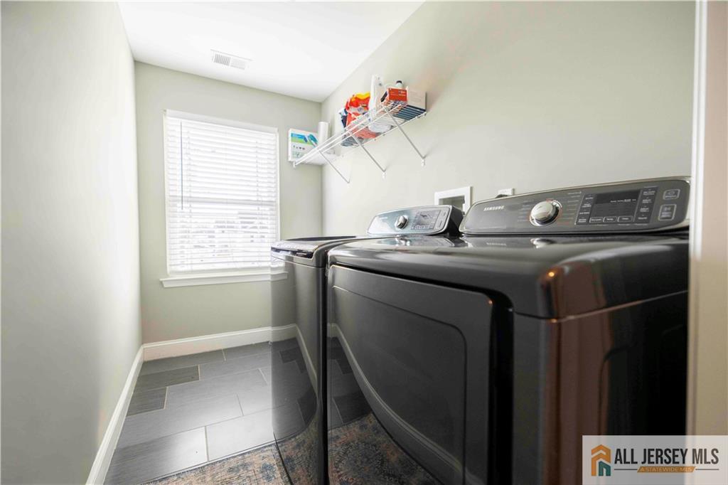 628 New Dover Road, Colonia, NJ, 07067 image 10