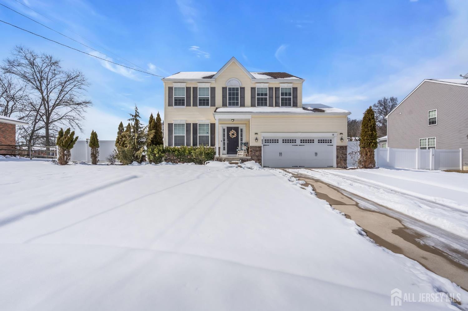 81 N Locust Avenue A Image 3