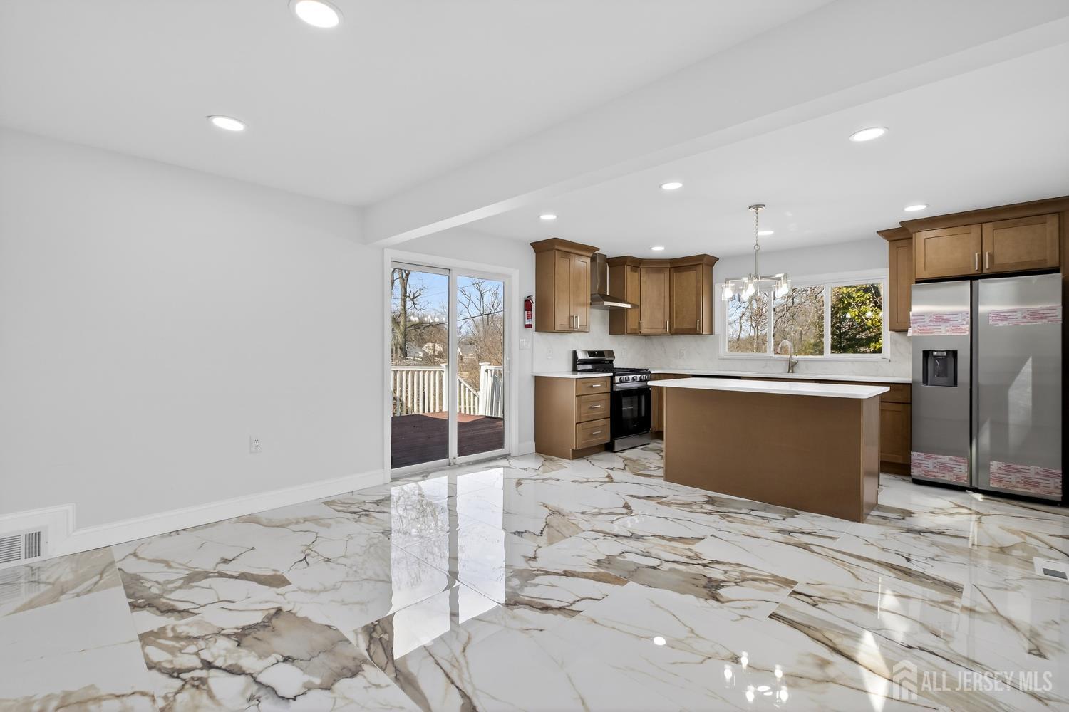 12 N Pennington Road, New Brunswick, NJ, 08901 image 26