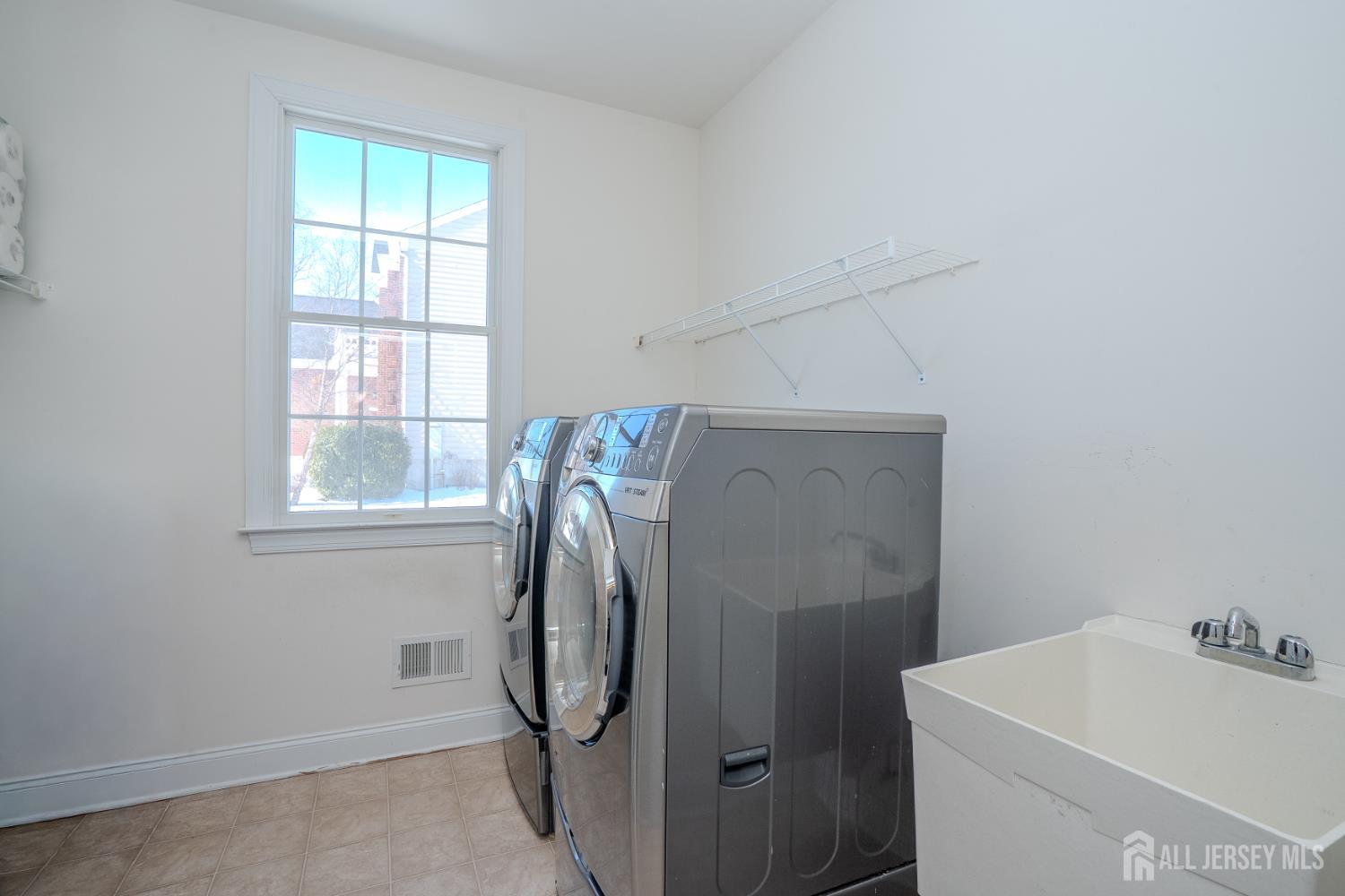 4 Heitz Lane, Hillsborough, NJ, 08844 image 33