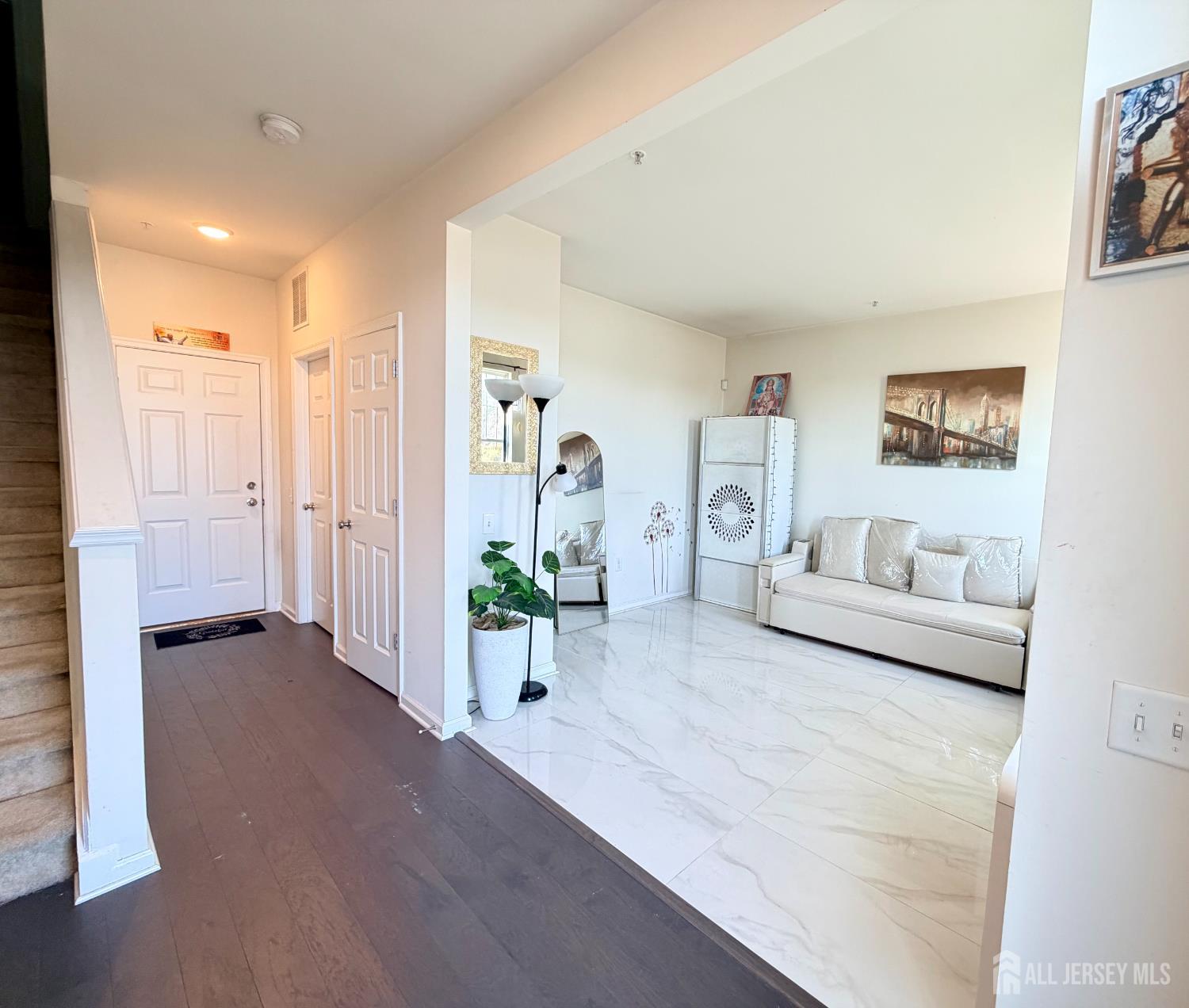 338 South Drive Image 3