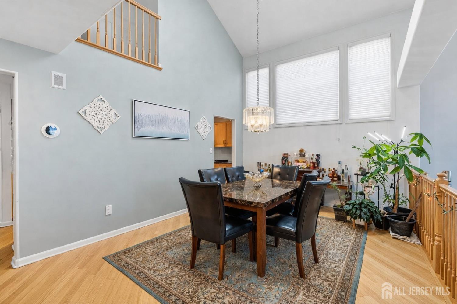 310 Sayre Drive Image 5