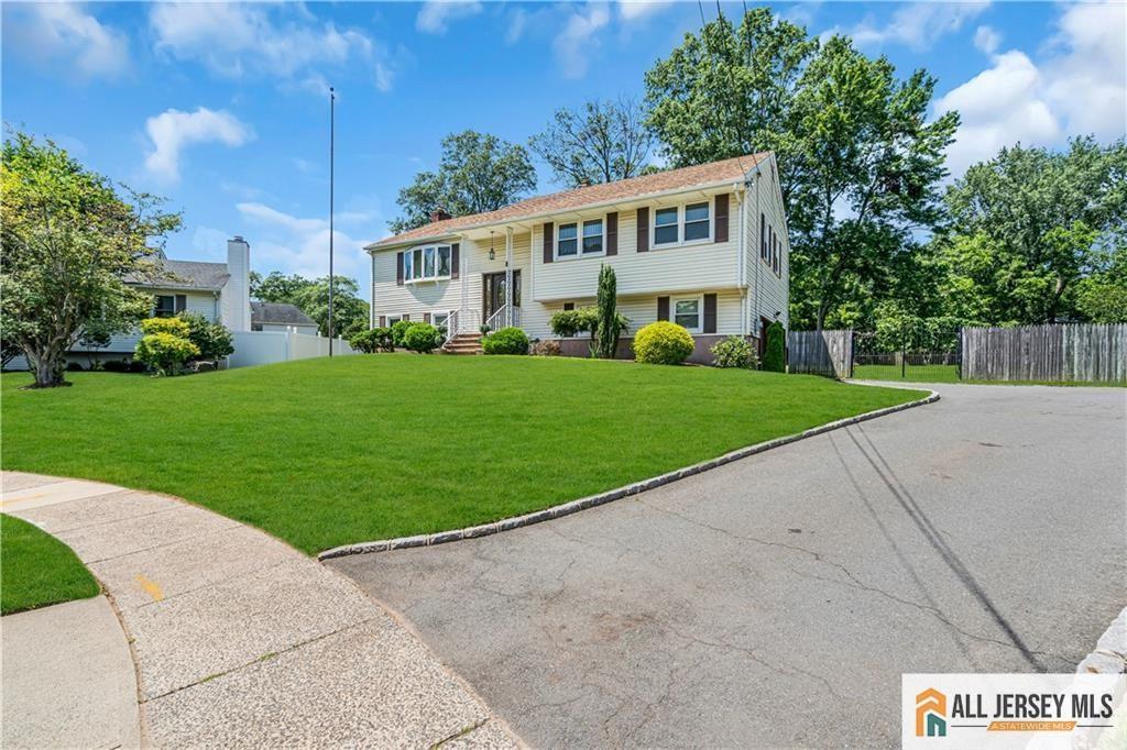 8 Whitehall Avenue, Edison, NJ, 08820 image 47