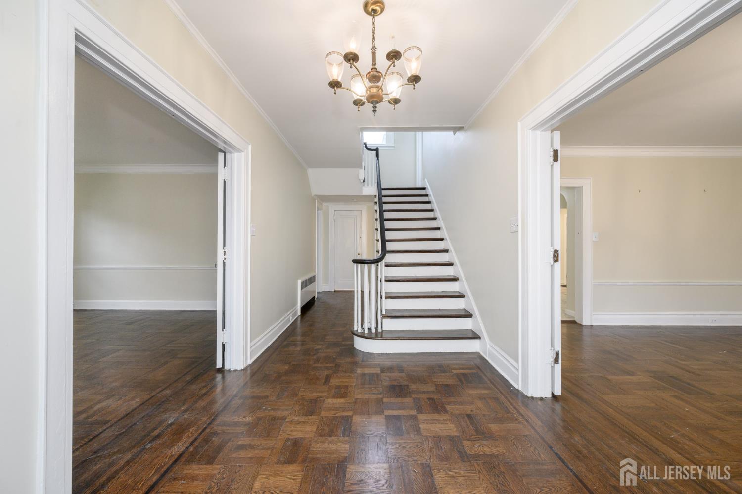 57-61 Pomona Avenue 61 Image 4