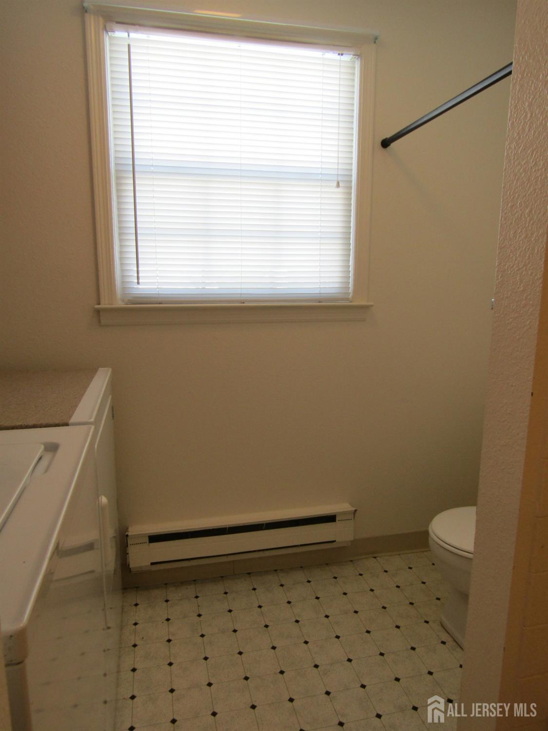 538 Sutton Way N, Monroe, NJ, 08831 image 16