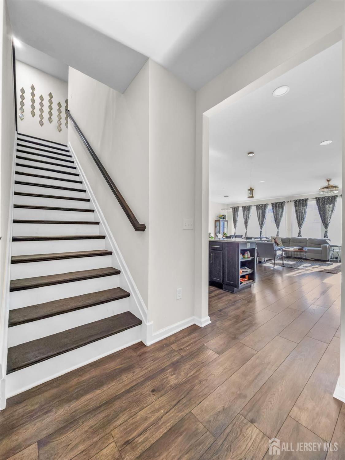 3708 Charleston Drive 3708 Image 4