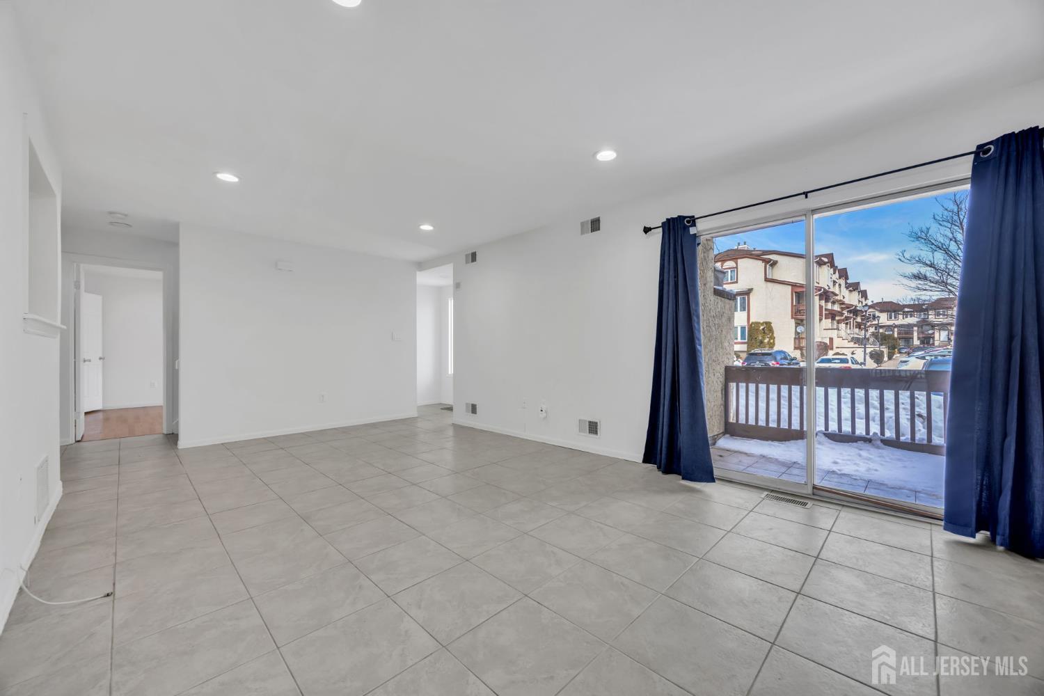 303 Michaels Court Image 4