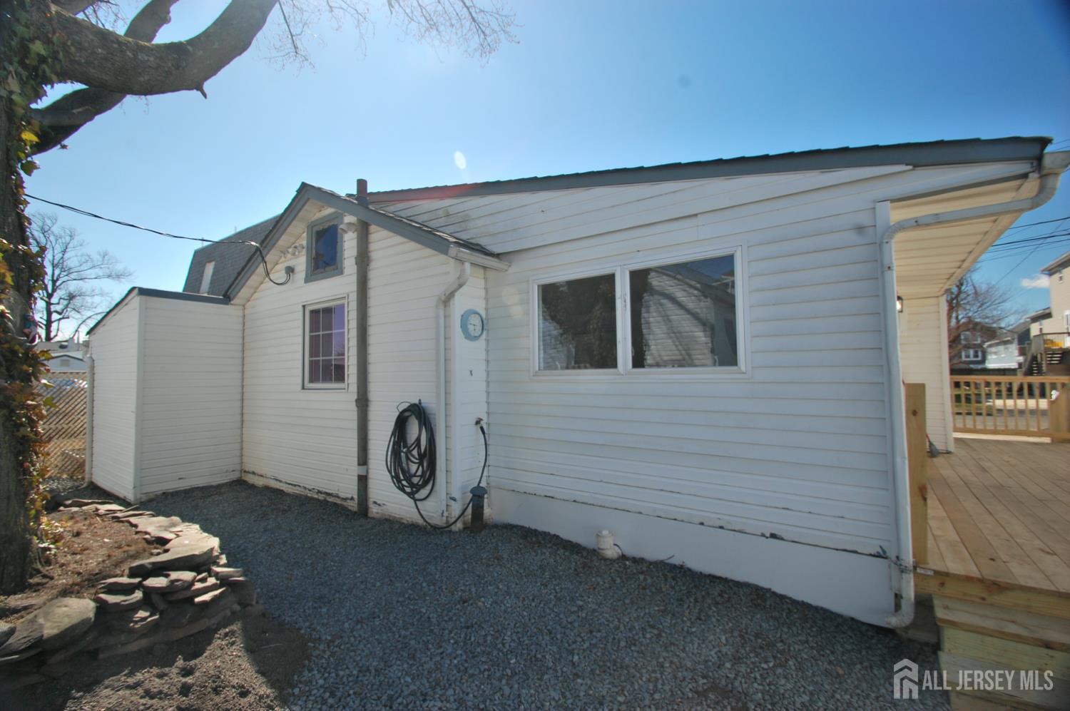 807 6th Street Image 3