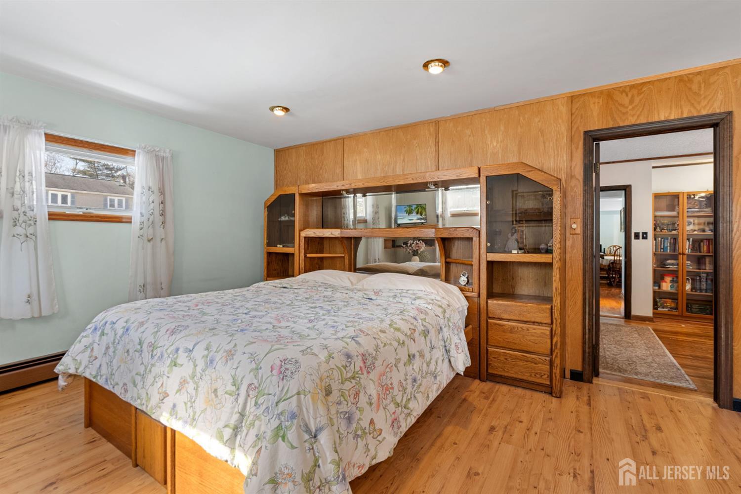 786 Wood Avenue, Colonia, NJ, 07067 image 30