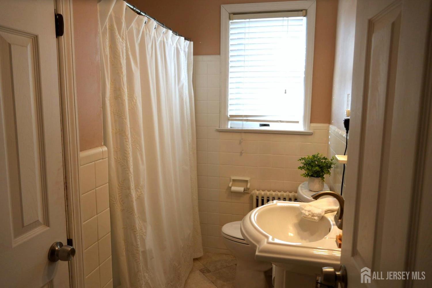 40 Cleremont Avenue, North Brunswick, NJ, 08902 image 12