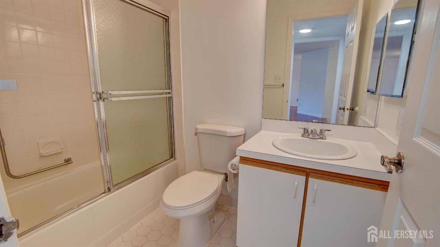 2 Hempstead Drive, Monroe, NJ, 08831 image 27