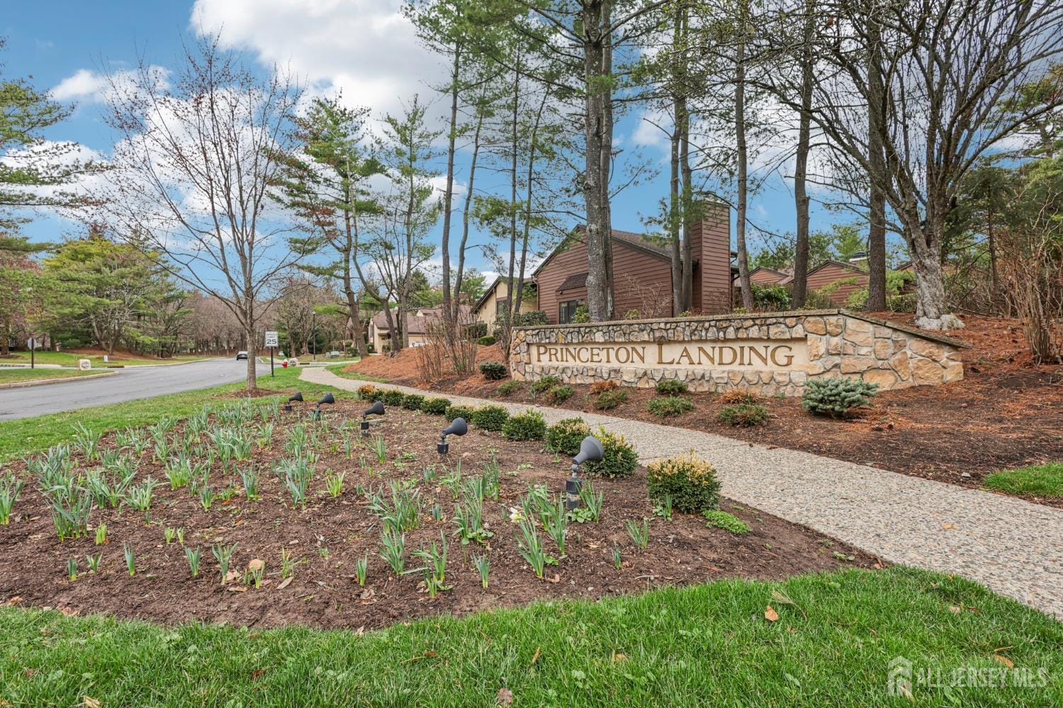 1304 Sayre Drive Image 2