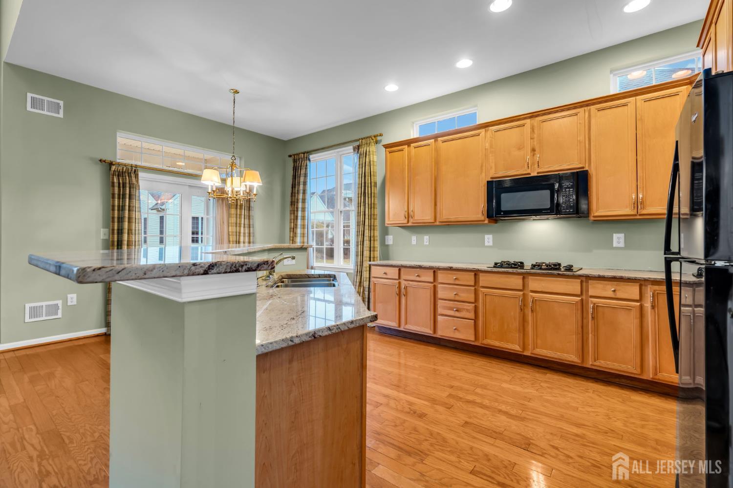 14 Harbor Town Way Image 5