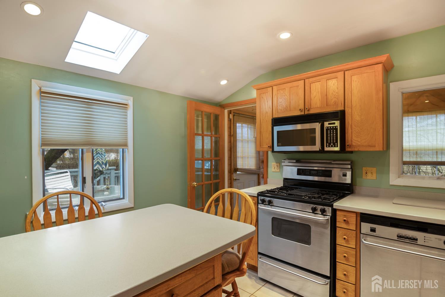 12 Kester Drive, Edison, NJ, 08817 image 13