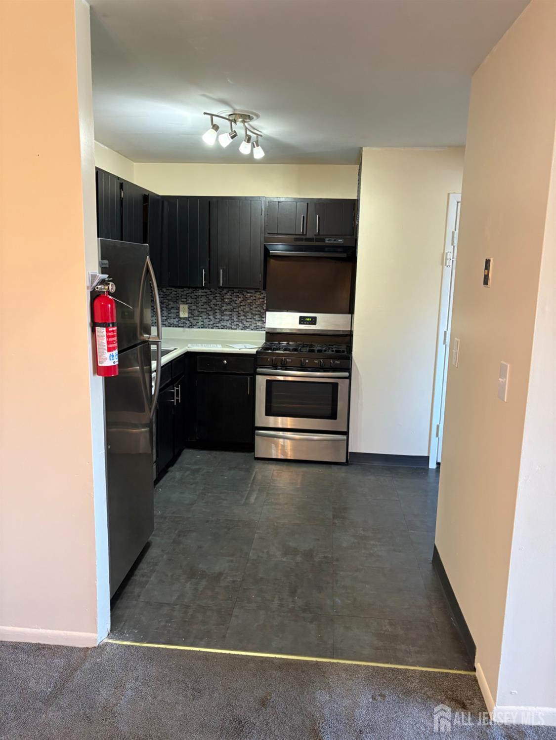 648 Cricket Lane, Woodbridge Proper, NJ, 07095 image 6