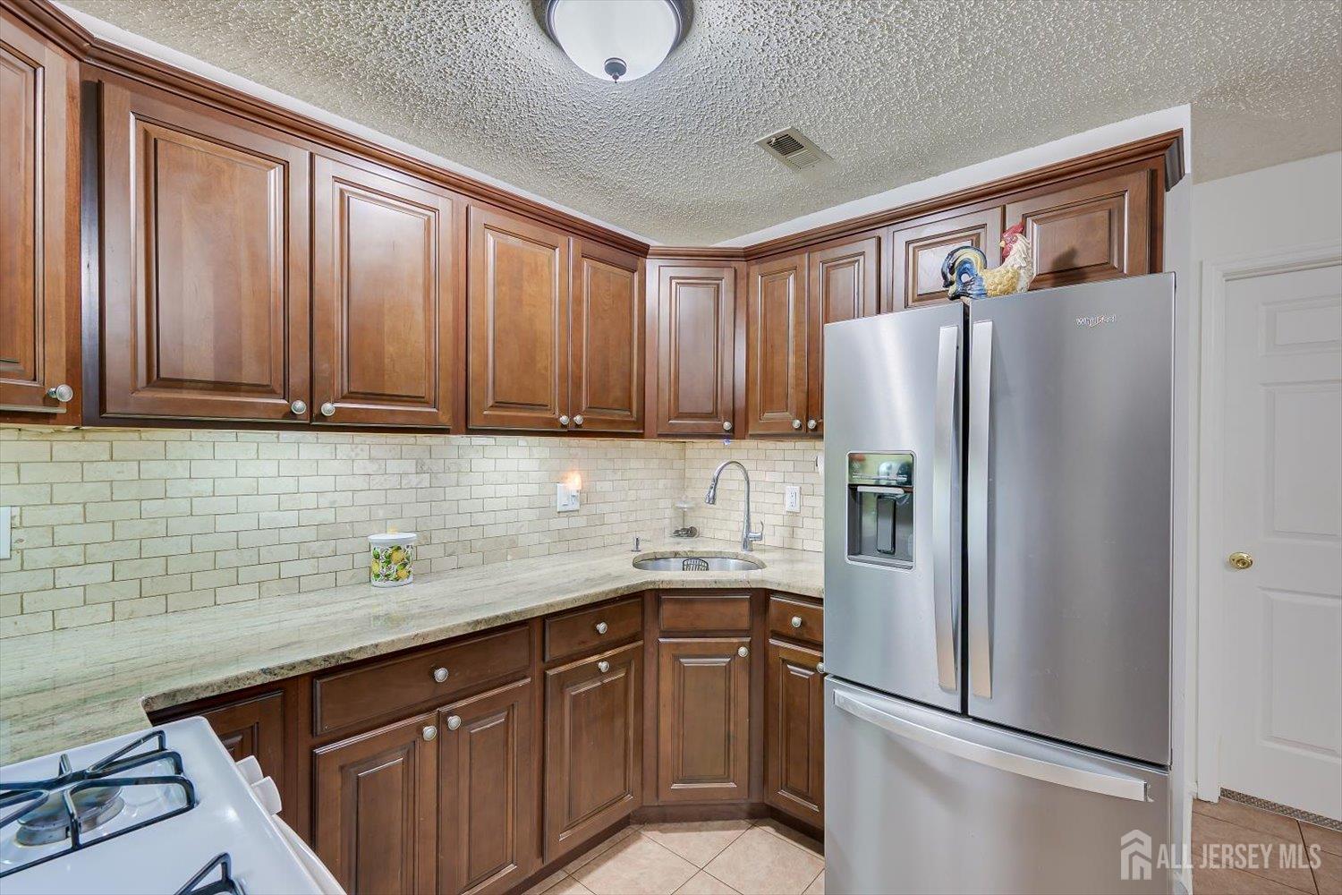 150 Prestwick Way, Edison, NJ, 08820 image 14