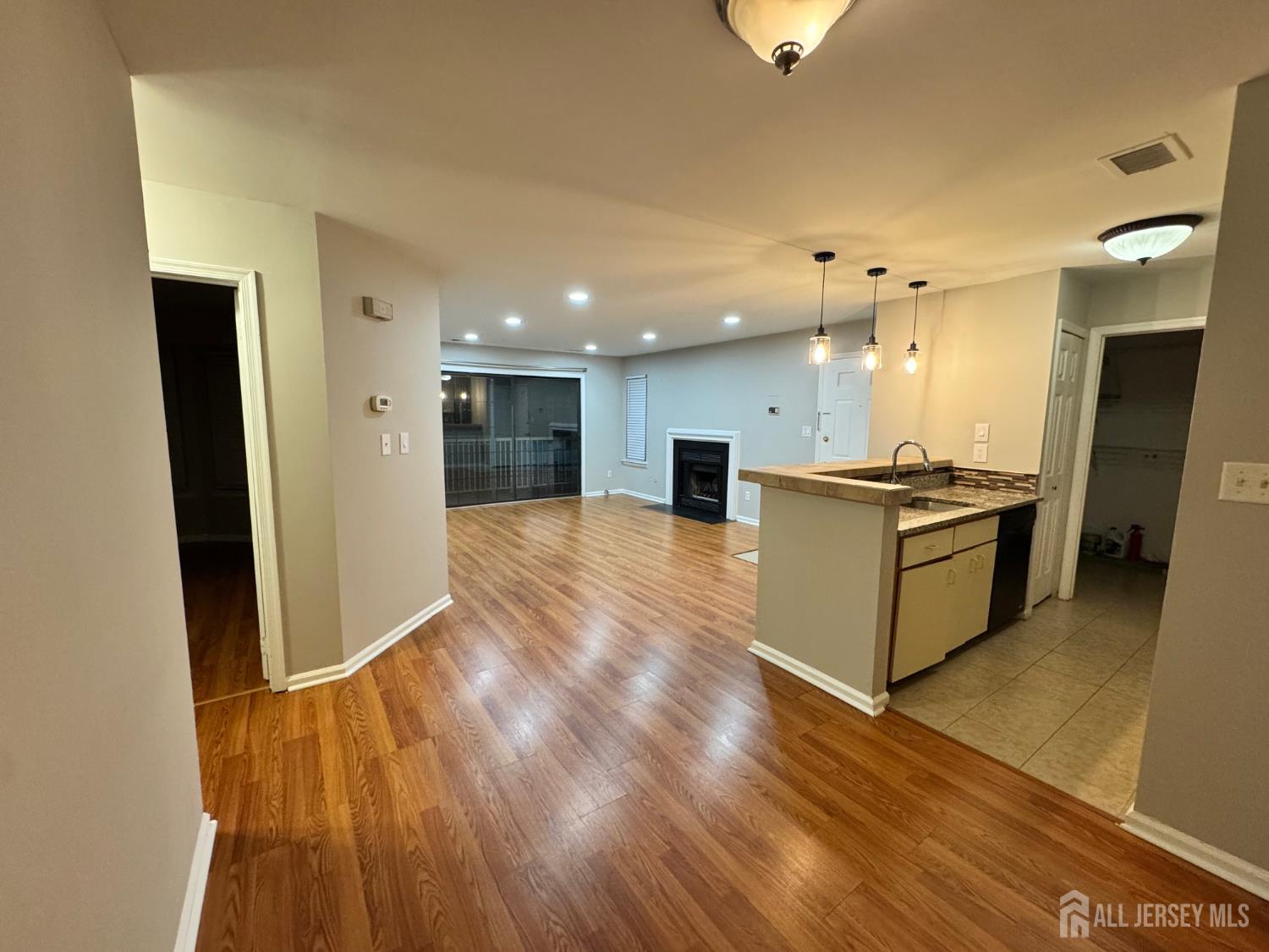 208 Blew Court, East Brunswick, NJ, 08816 image 16