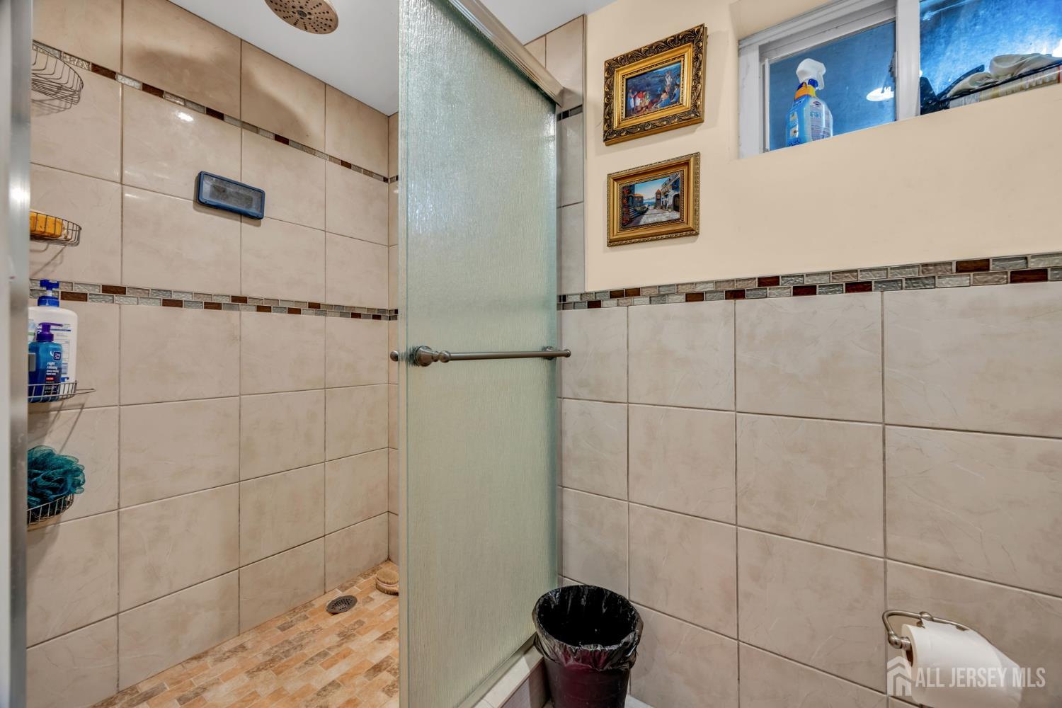 14 Hastings Place, Carteret, NJ, 07008 image 32