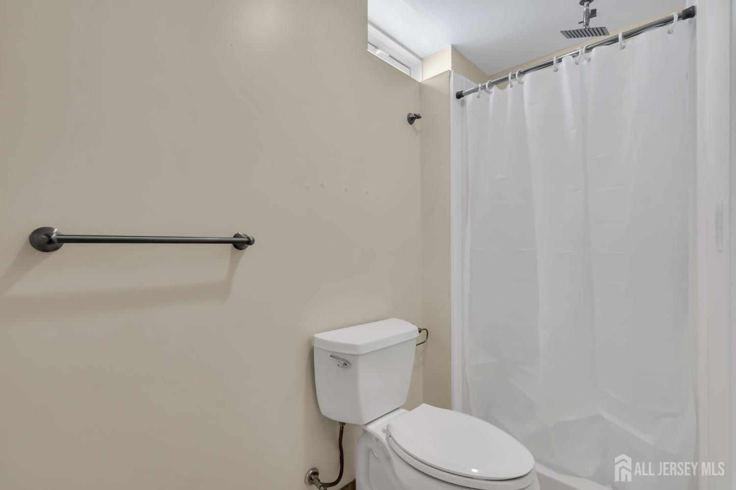 81 N Locust Avenue A, Evesham, NJ, 08053 image 48