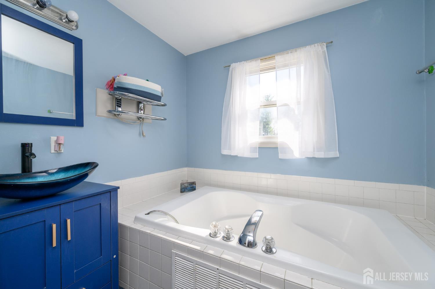 373 Fairview Avenue, Colonia, NJ, 07067 image 17