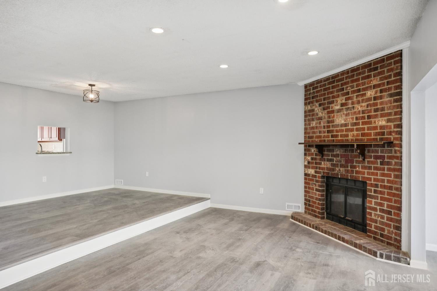 204 Hampshire Court, Piscataway, NJ, 08854 image 6