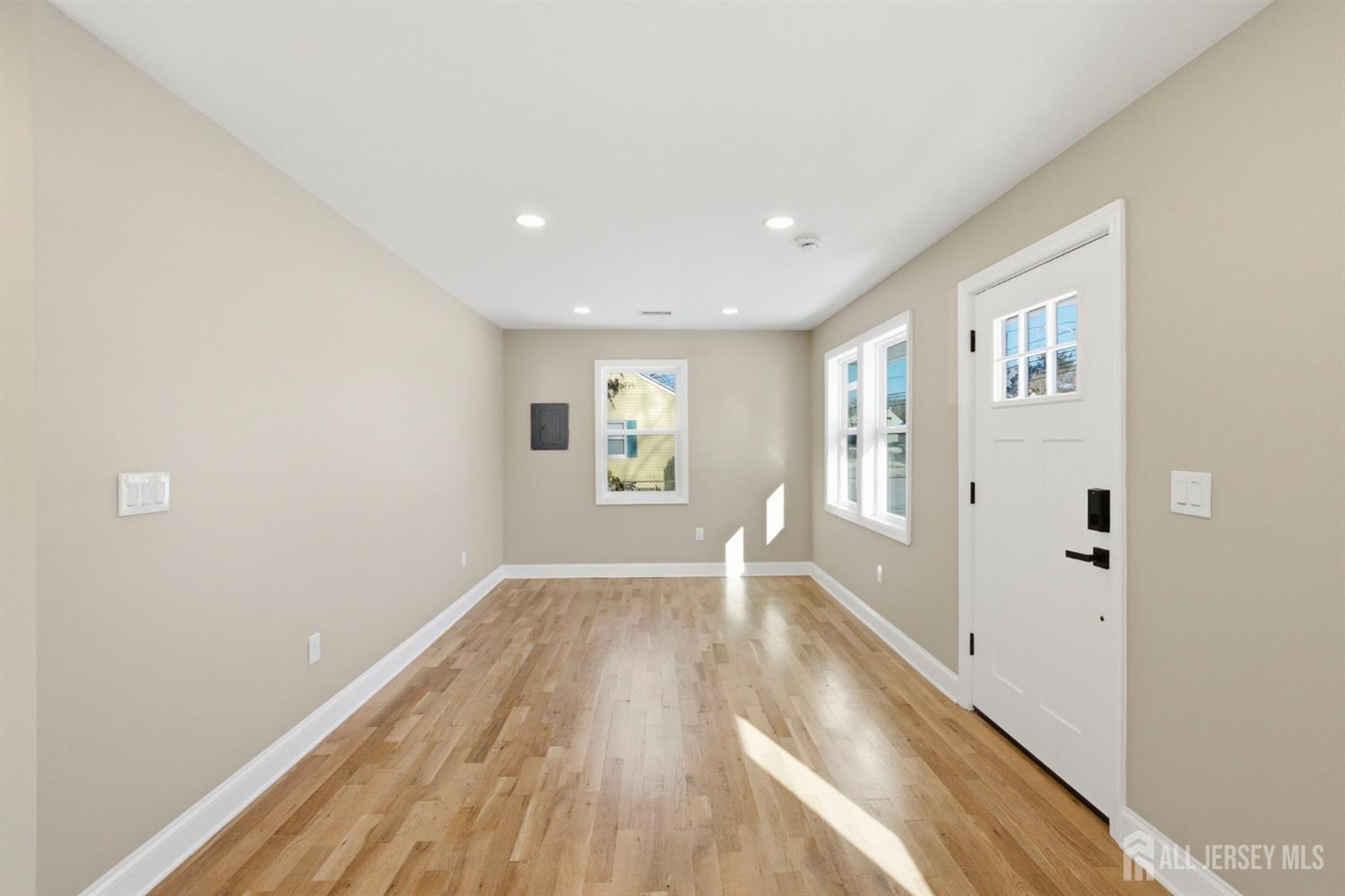 1299 Englishtown Road Image 4