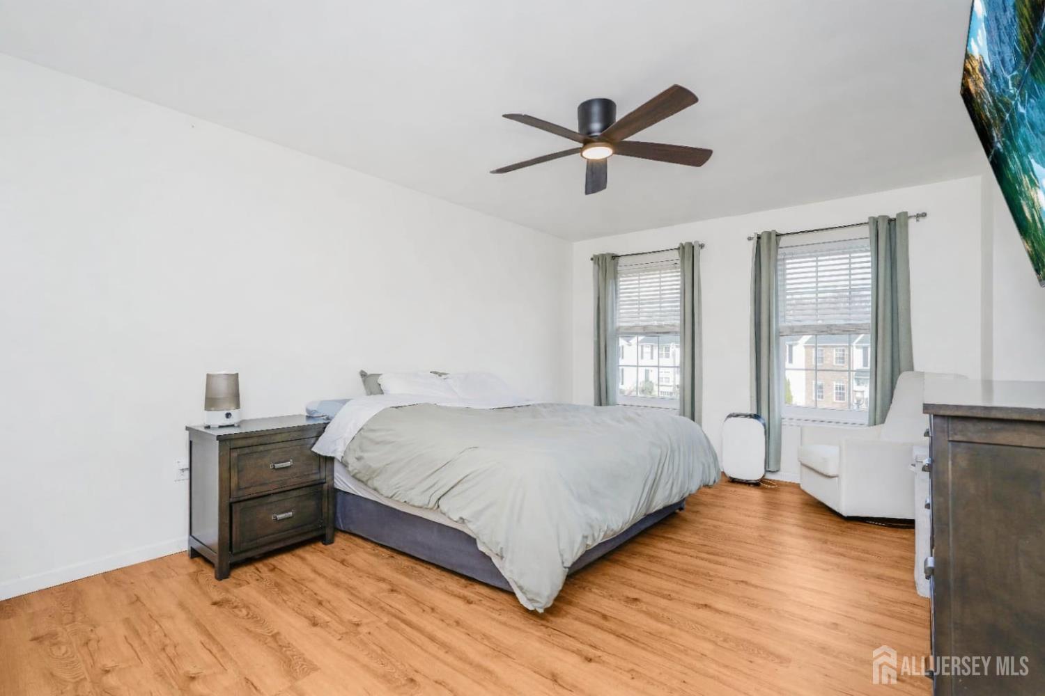 21 Karwatt Court, Sayreville, NJ, 08872 image 19