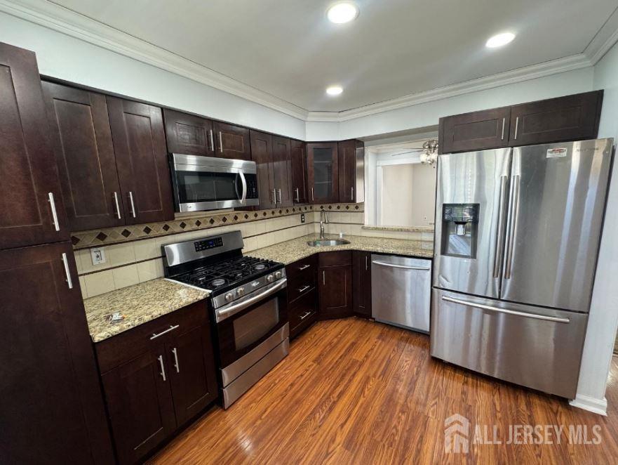 121 E Dunham Avenue, Edison, NJ, 08817