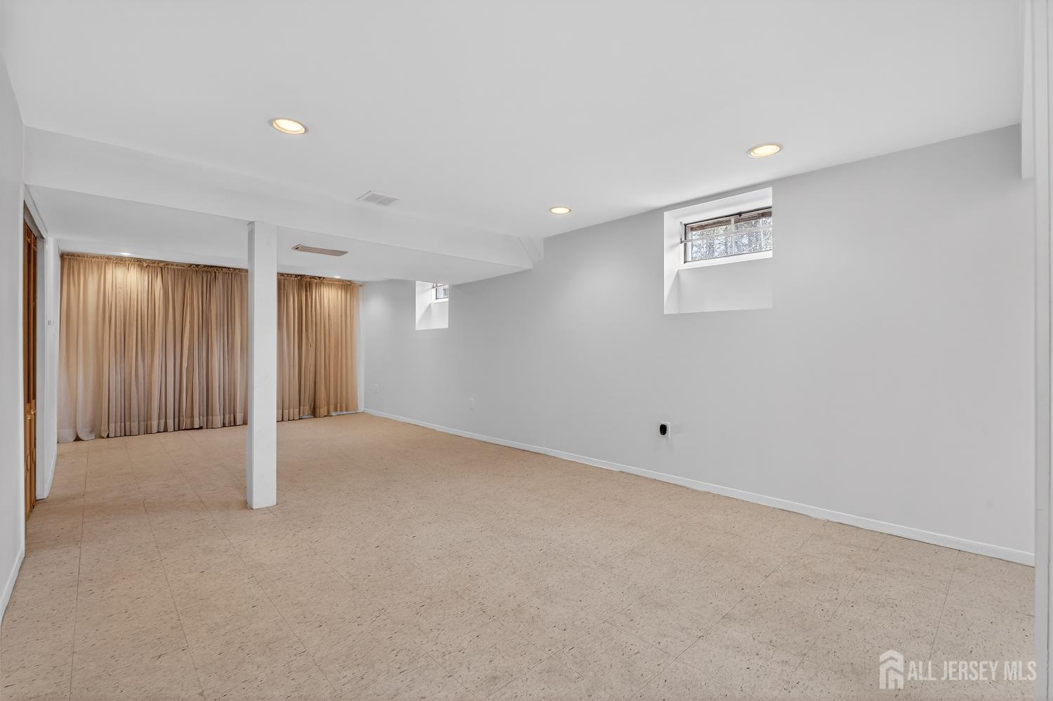 5 Dan Court, Old Bridge, NJ, 08857 image 45