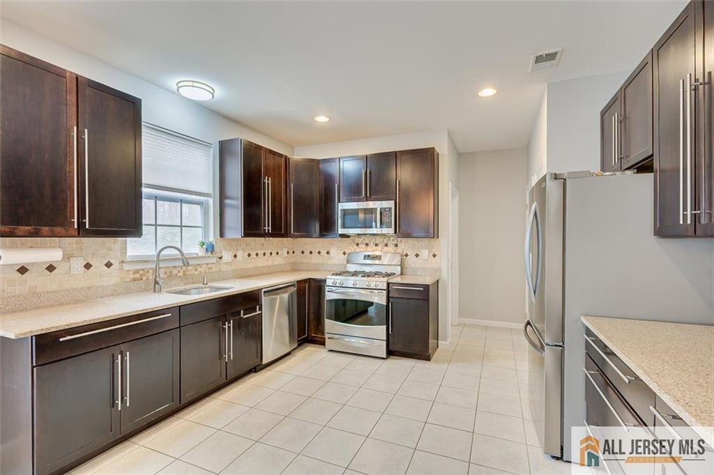 10 Eddington Lane, Monroe, NJ, 08831 image 9