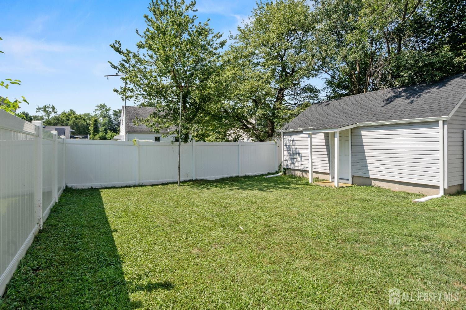 13 Albany Street, Edison, NJ, 08837 image 36