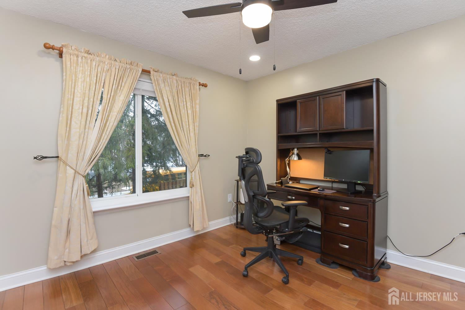 156 Hampshire Drive, Plainsboro, NJ, 08536 image 24