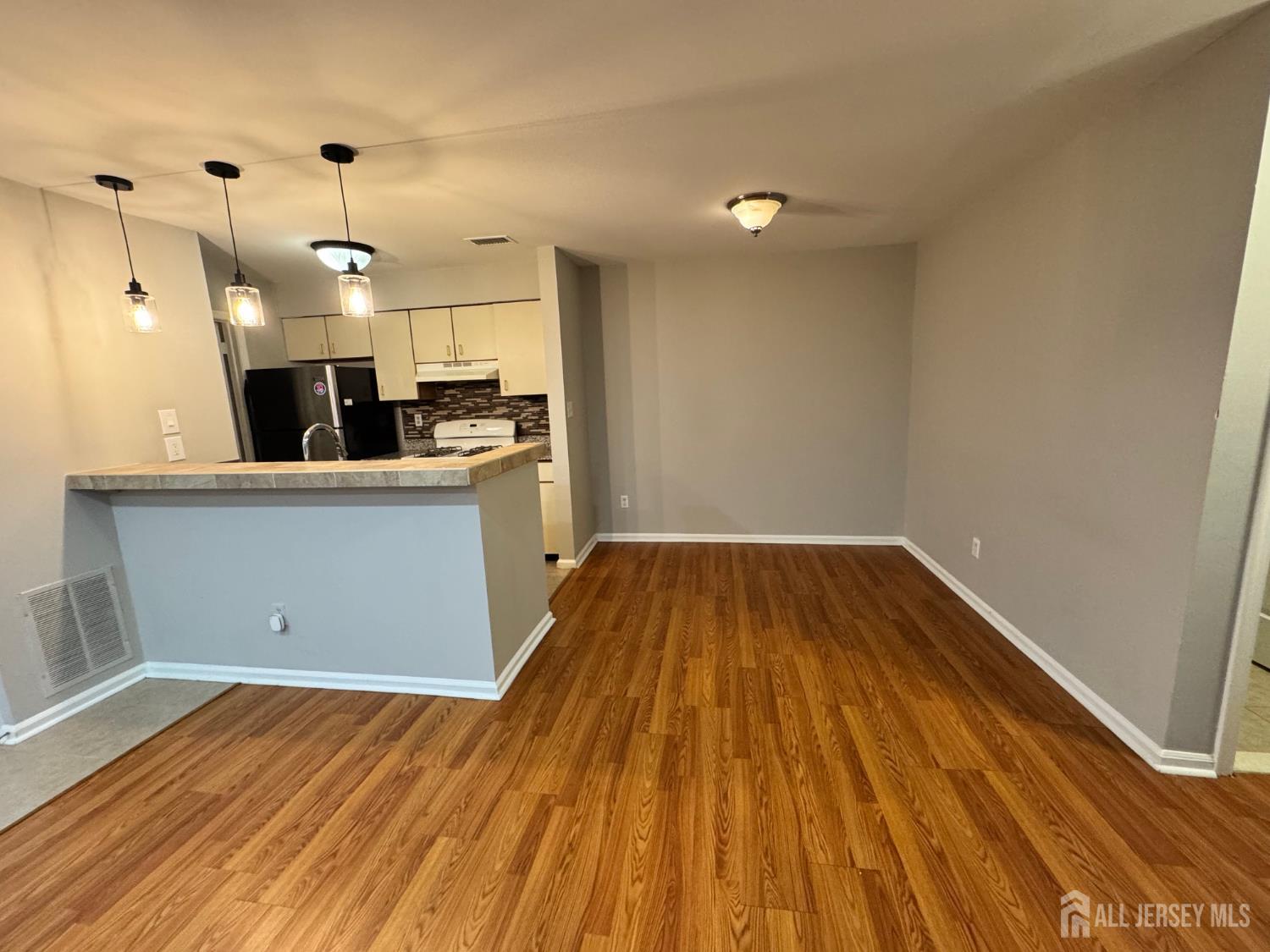 208 Blew Court, East Brunswick, NJ, 08816 image 20