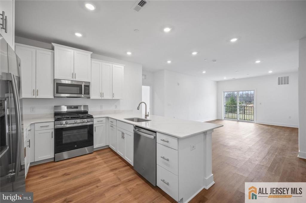 23101 Radford Court, Monroe, NJ, 08831 image 10