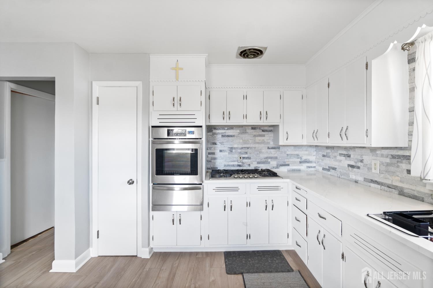 654 Colgate Avenue, Perth Amboy, NJ, 08861 image 6