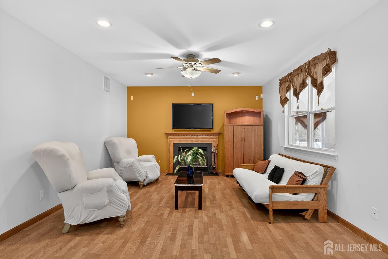 5 Dan Court, Old Bridge, NJ, 08857 image 17