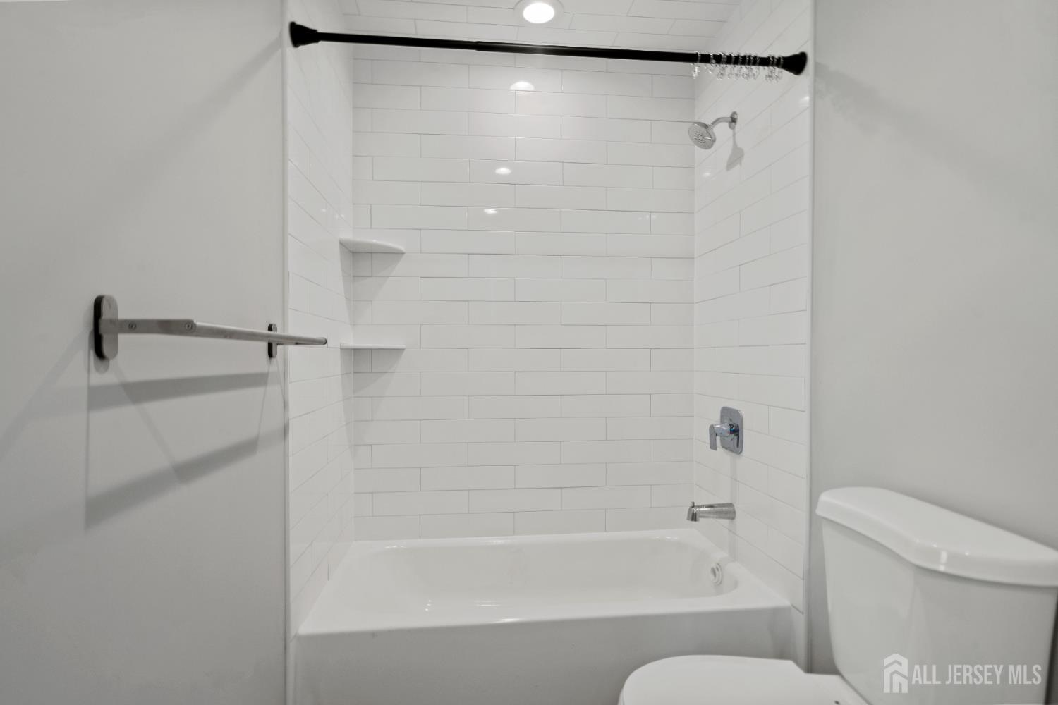 13 Albany Street, Edison, NJ, 08837 image 27