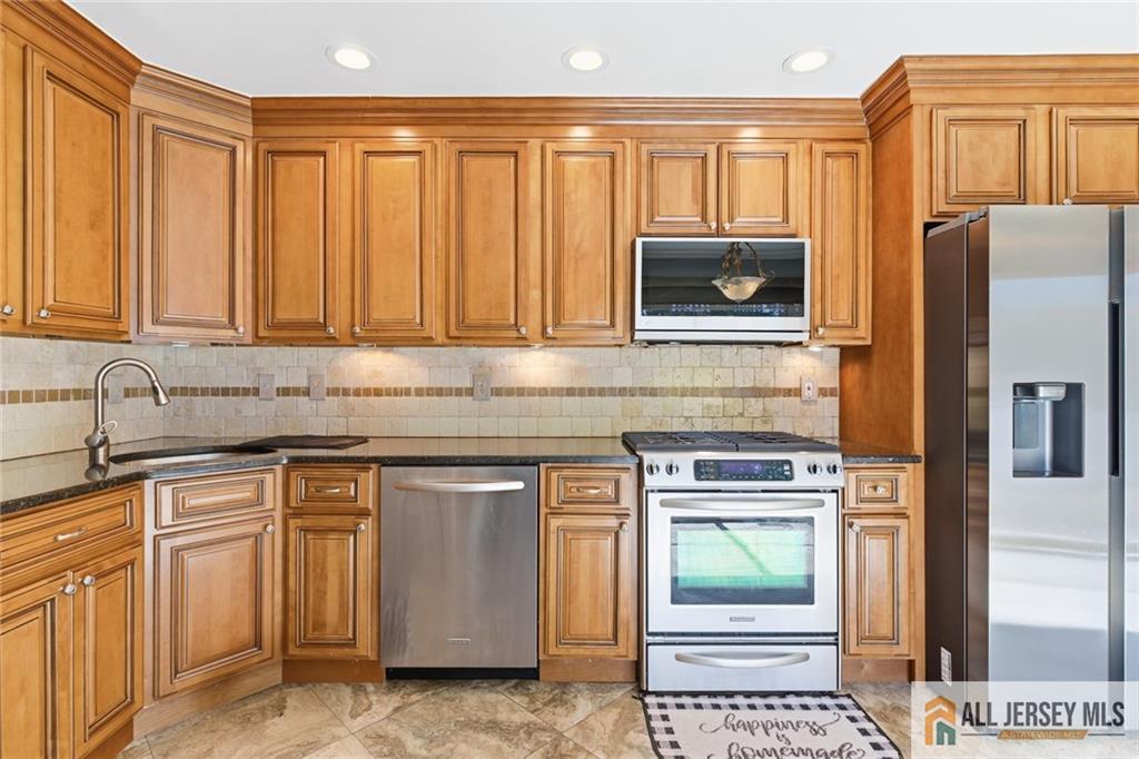 9 Barn Swallow Boulevard, Marlboro, NJ, 07746 image 13