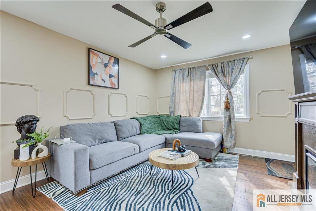 4 Pleasant Place Image 5