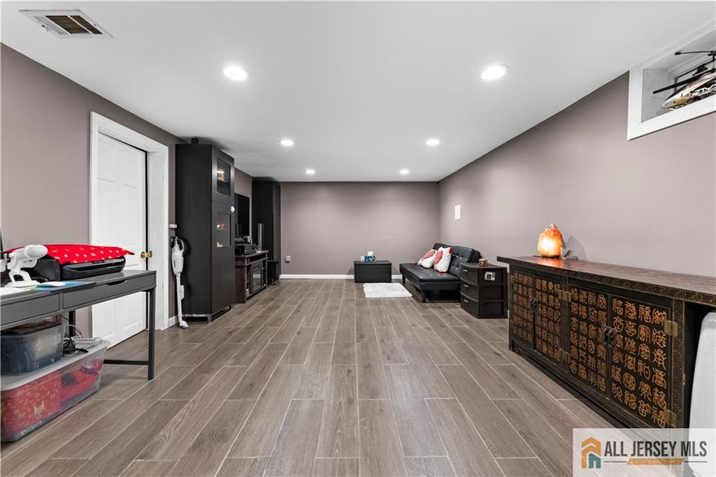 4 Burnham Road, East Brunswick, NJ, 08816 image 17