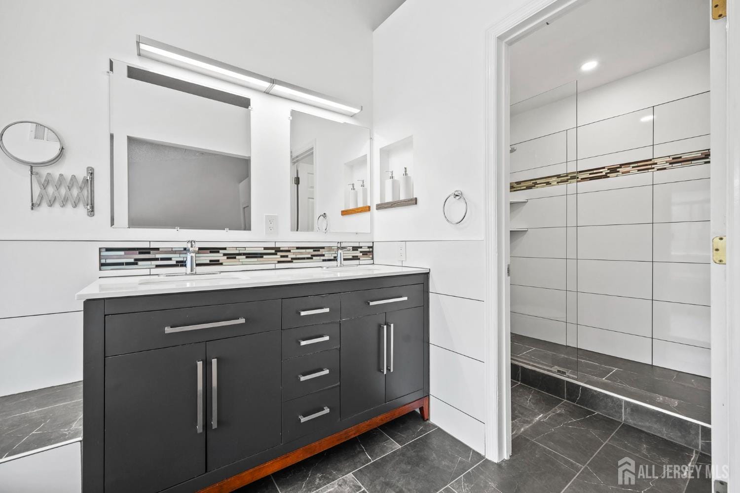 54 N Coriander Drive, South Brunswick, NJ, 08540 image 41