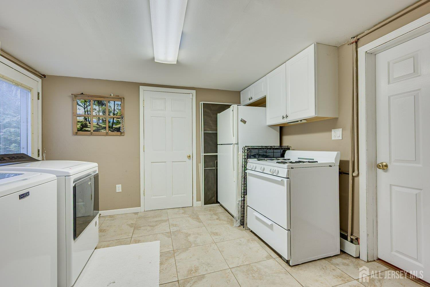 8 Adelphi Court, Edison, NJ, 08837 image 27