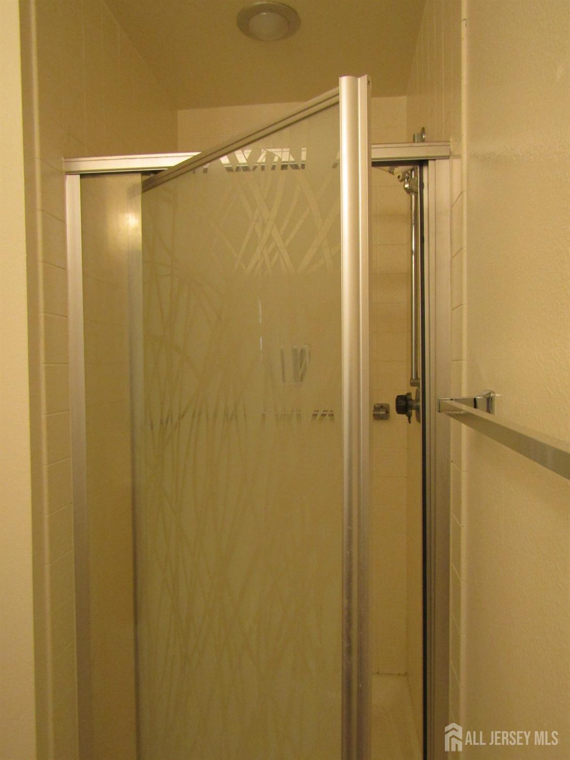 538 Sutton Way N, Monroe, NJ, 08831 image 20