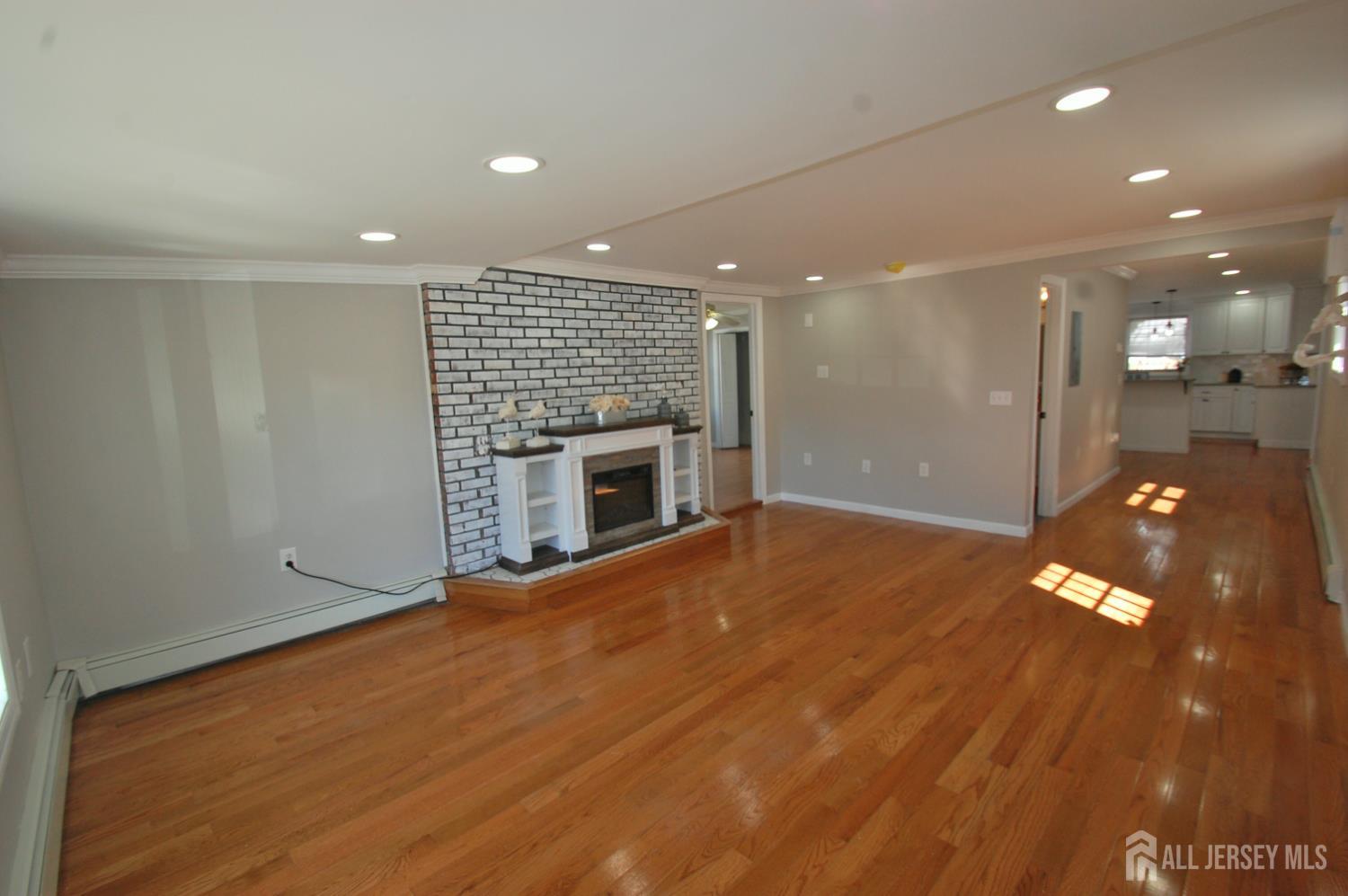807 6th Street, Union Beach, NJ, 07735 image 15